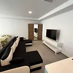 Bed & Breakfast Casa Jacky 4*